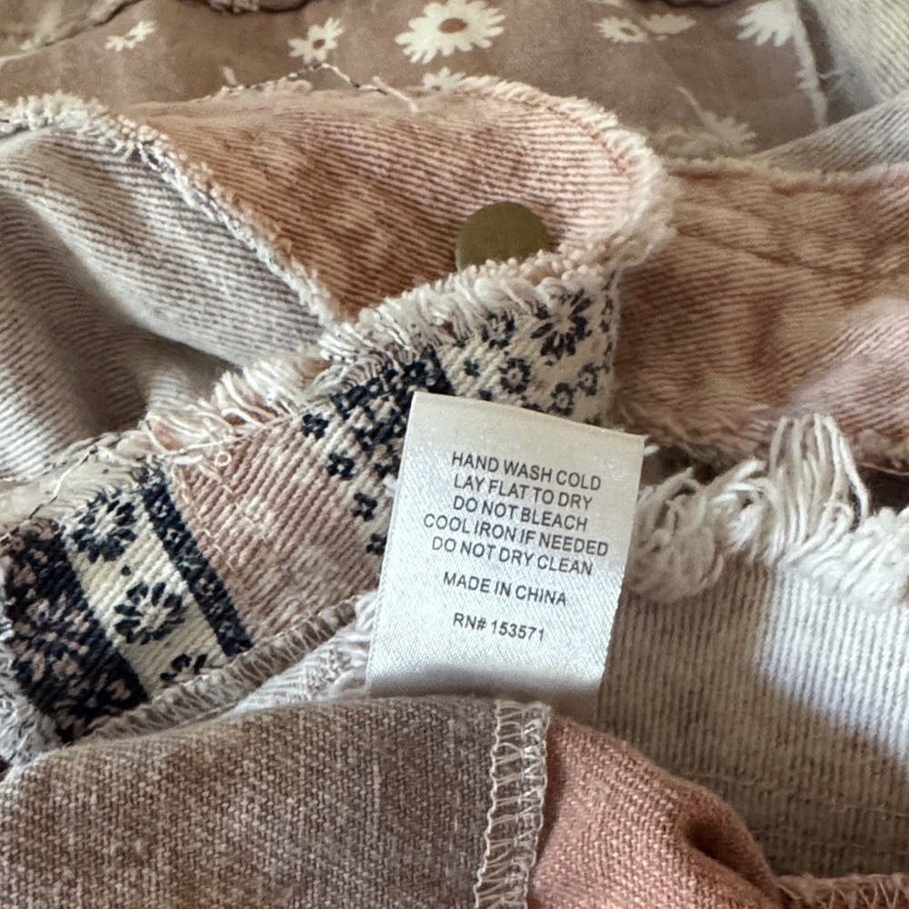 Oli & Hali LARGE Patchwork Blush Jean Jacket Pockets and Buttons - Picture 8 of 9